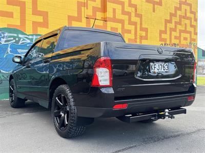 2016 Ssangyong Actyon - Thumbnail