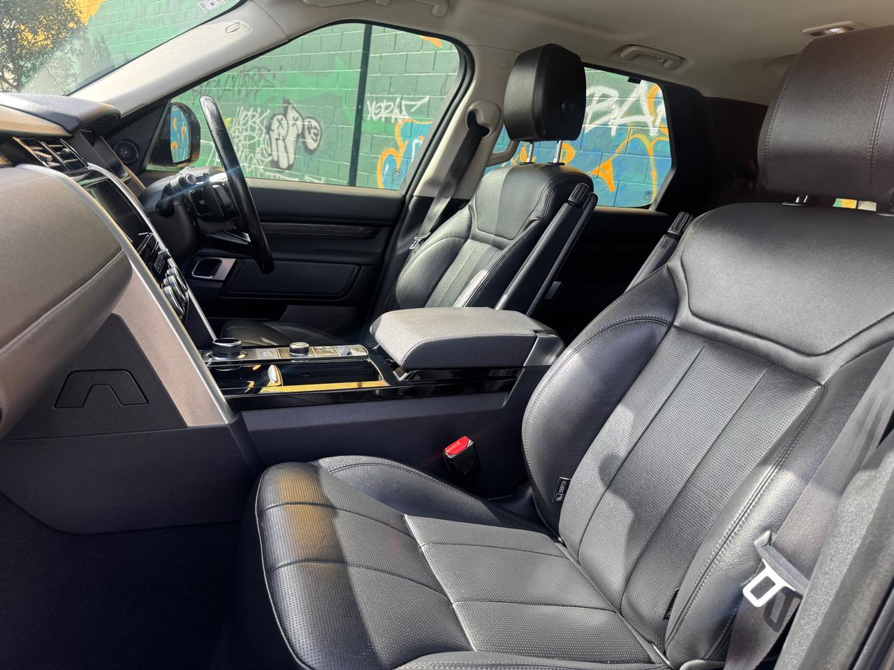 2018 Land Rover DISCOVERY