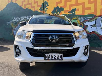 2020 Toyota Hilux - Thumbnail