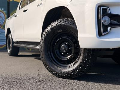 2020 Toyota Hilux - Thumbnail
