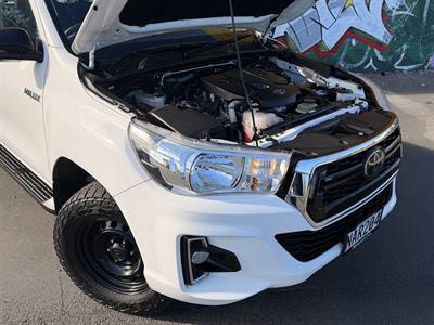2020 Toyota Hilux - Thumbnail