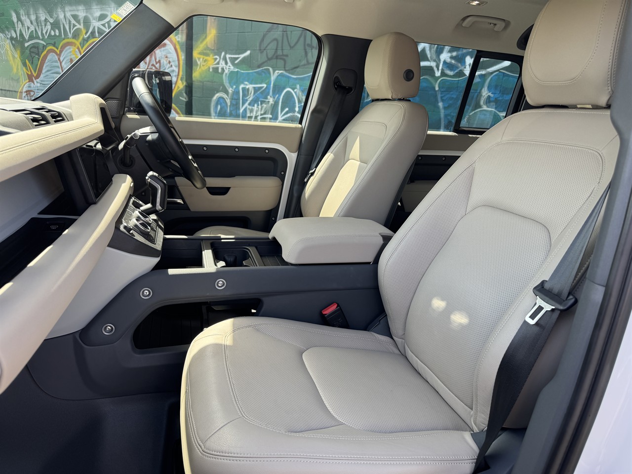 2023 Land Rover Defender