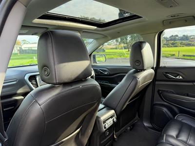 2019 Holden Acadia - Thumbnail