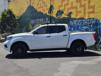 2020 Nissan Navara - Thumbnail