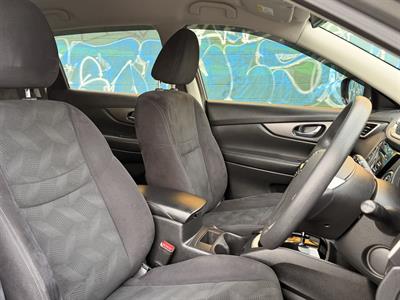 2017 Nissan X-Trail - Thumbnail