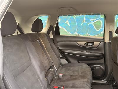 2017 Nissan X-Trail - Thumbnail