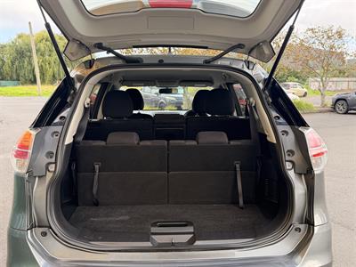 2017 Nissan X-Trail - Thumbnail