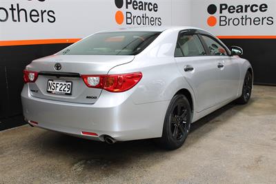 2010 Toyota Mark-X - Thumbnail