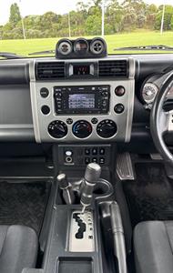 2011 Toyota FJ Cruiser - Thumbnail