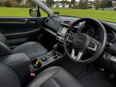 2015 Subaru Outback - Thumbnail