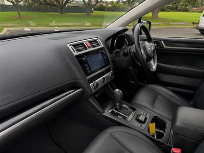 2015 Subaru Outback - Thumbnail