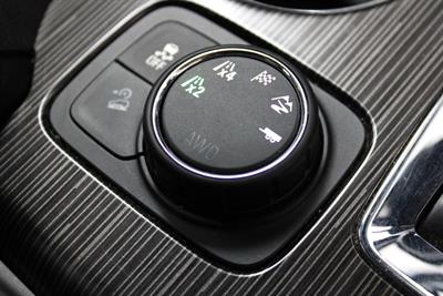 2019 Holden Acadia - Thumbnail