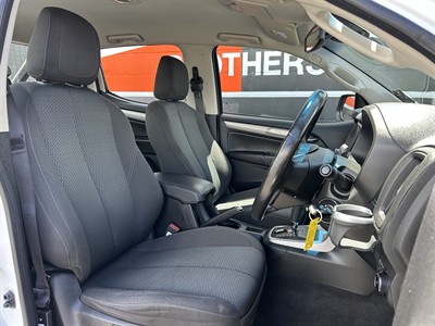 2017 Holden Colorado - Thumbnail