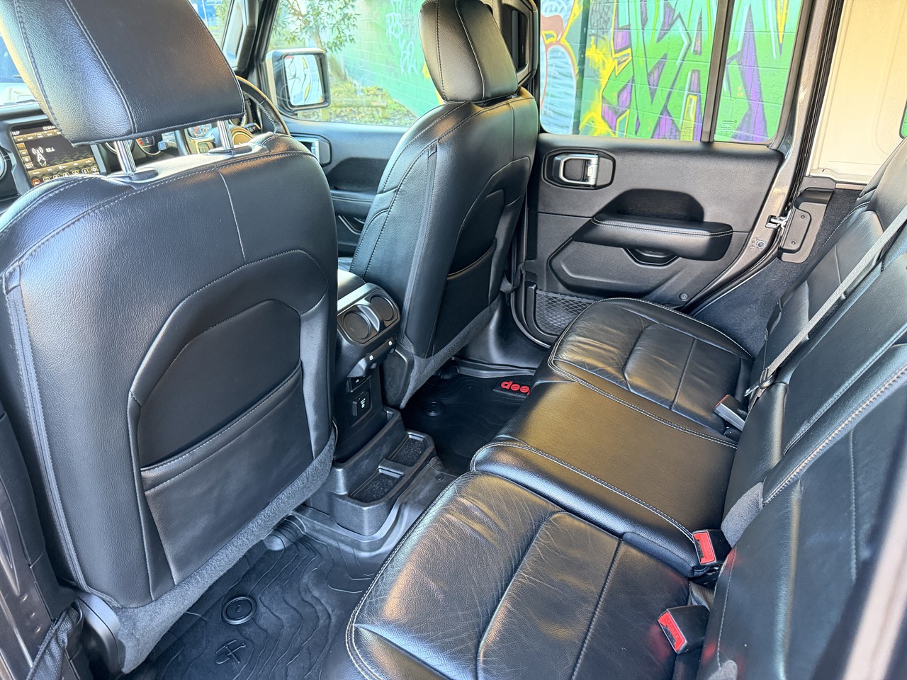 2019 Jeep WRANGLER