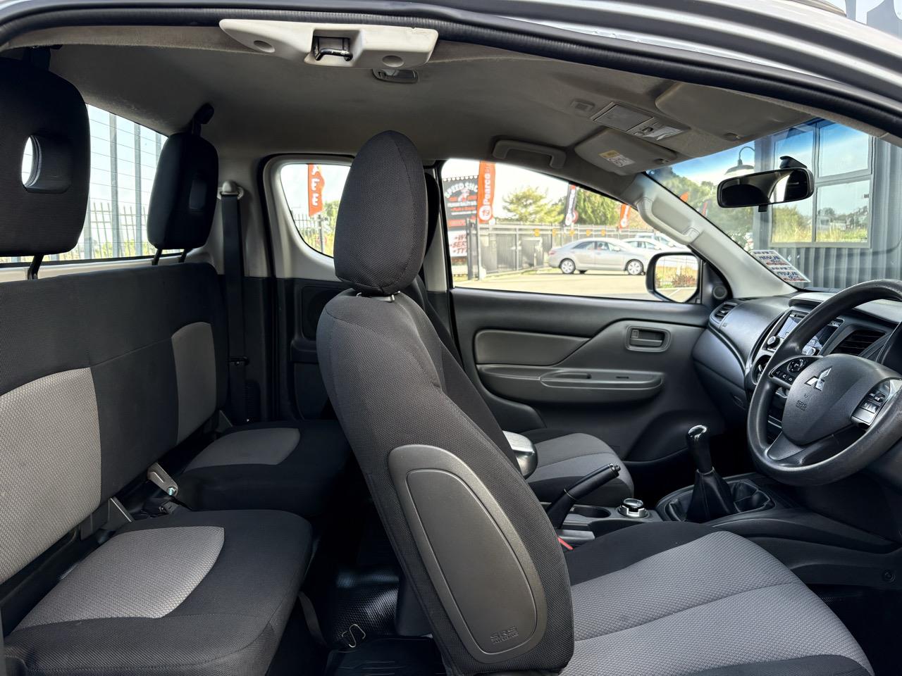 2016 Mitsubishi Triton