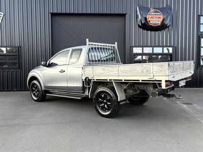 2016 Mitsubishi Triton - Thumbnail