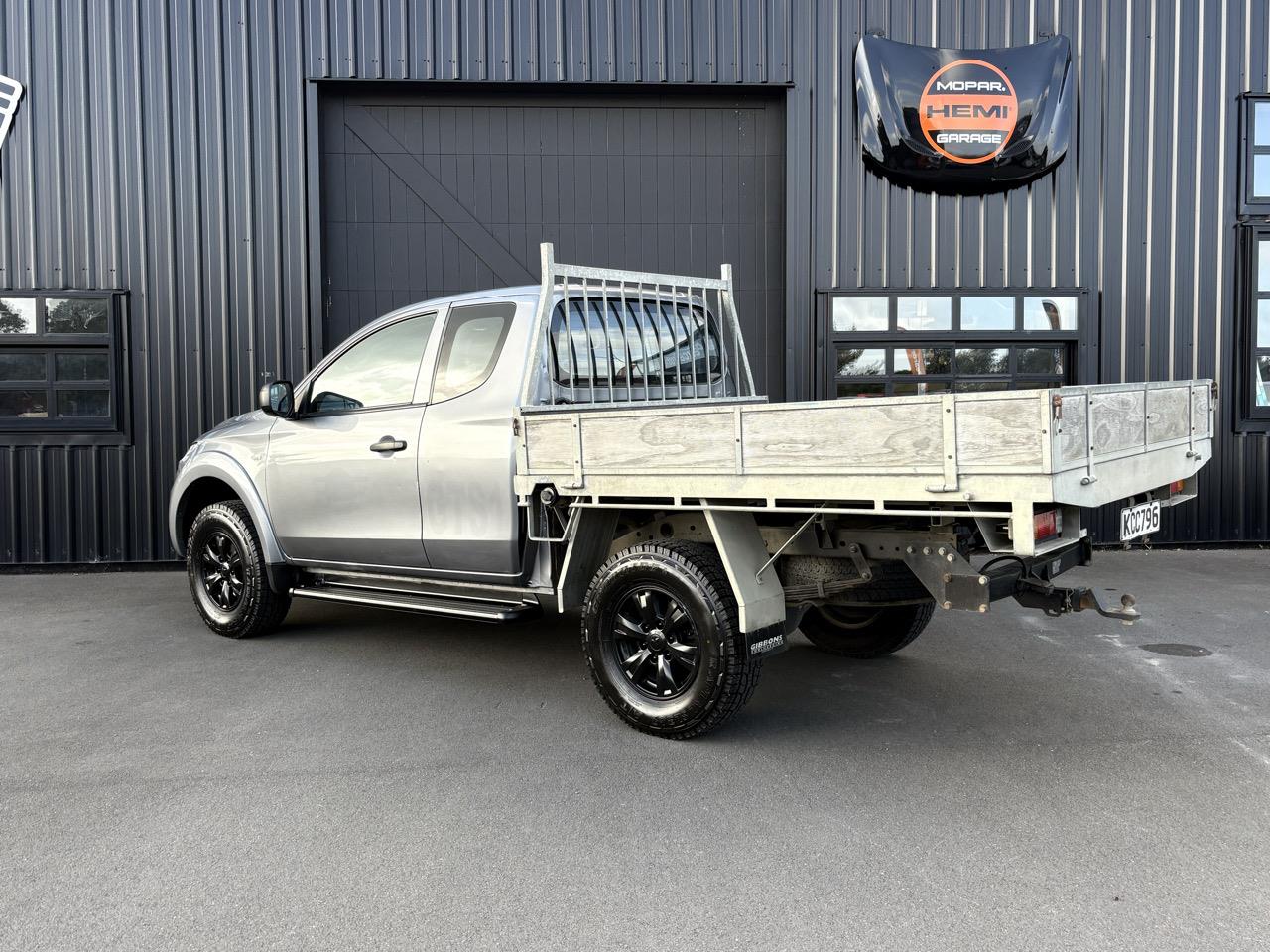 2016 Mitsubishi Triton