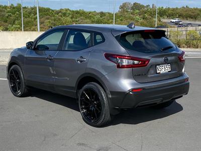 2021 Nissan QASHQAI - Thumbnail