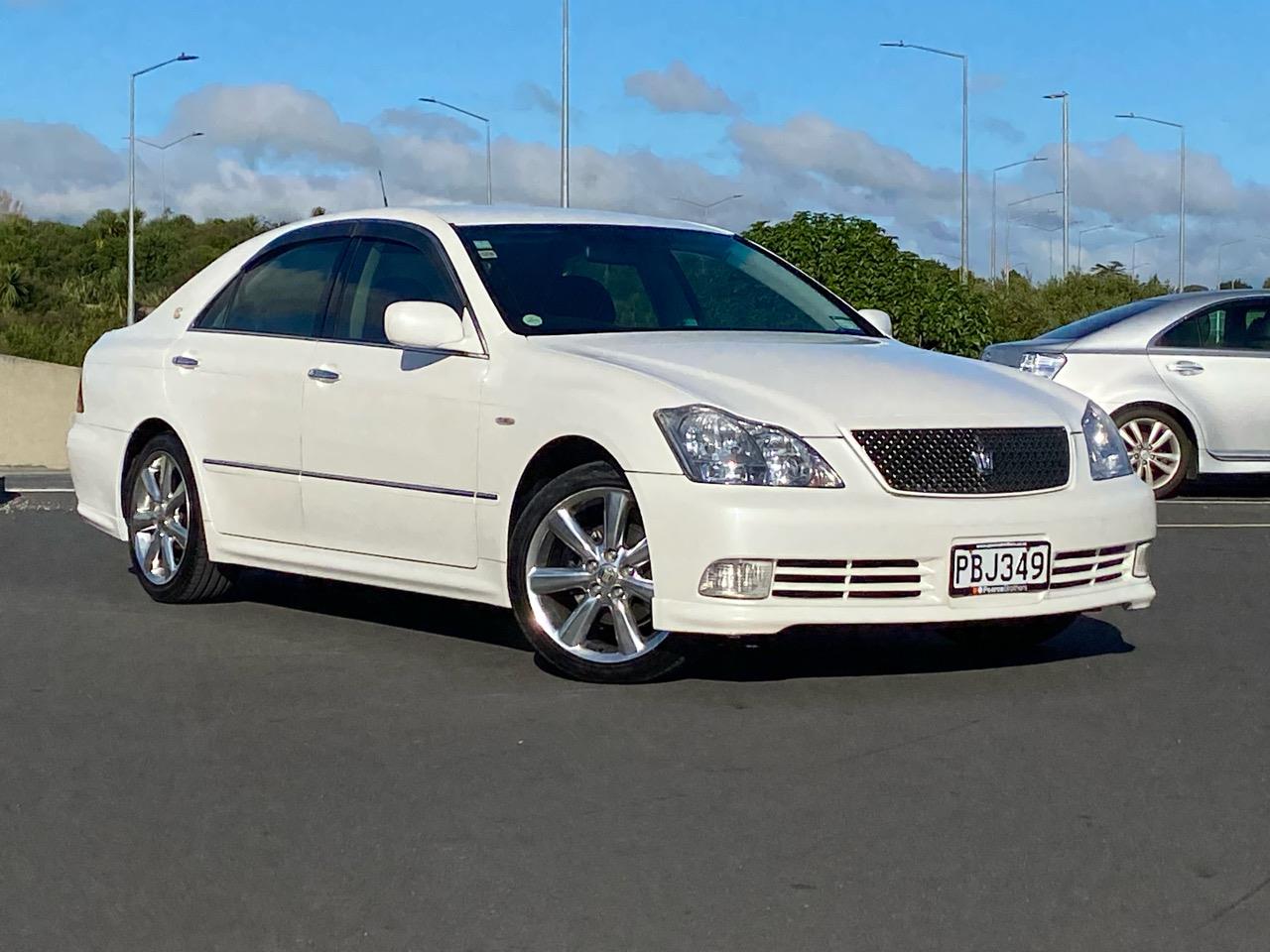 2005 Toyota Crown