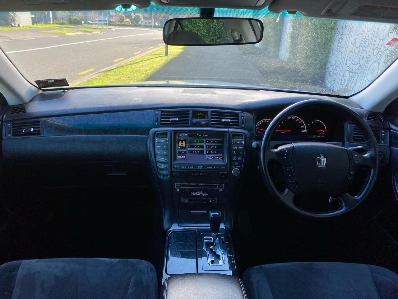 2005 Toyota Crown