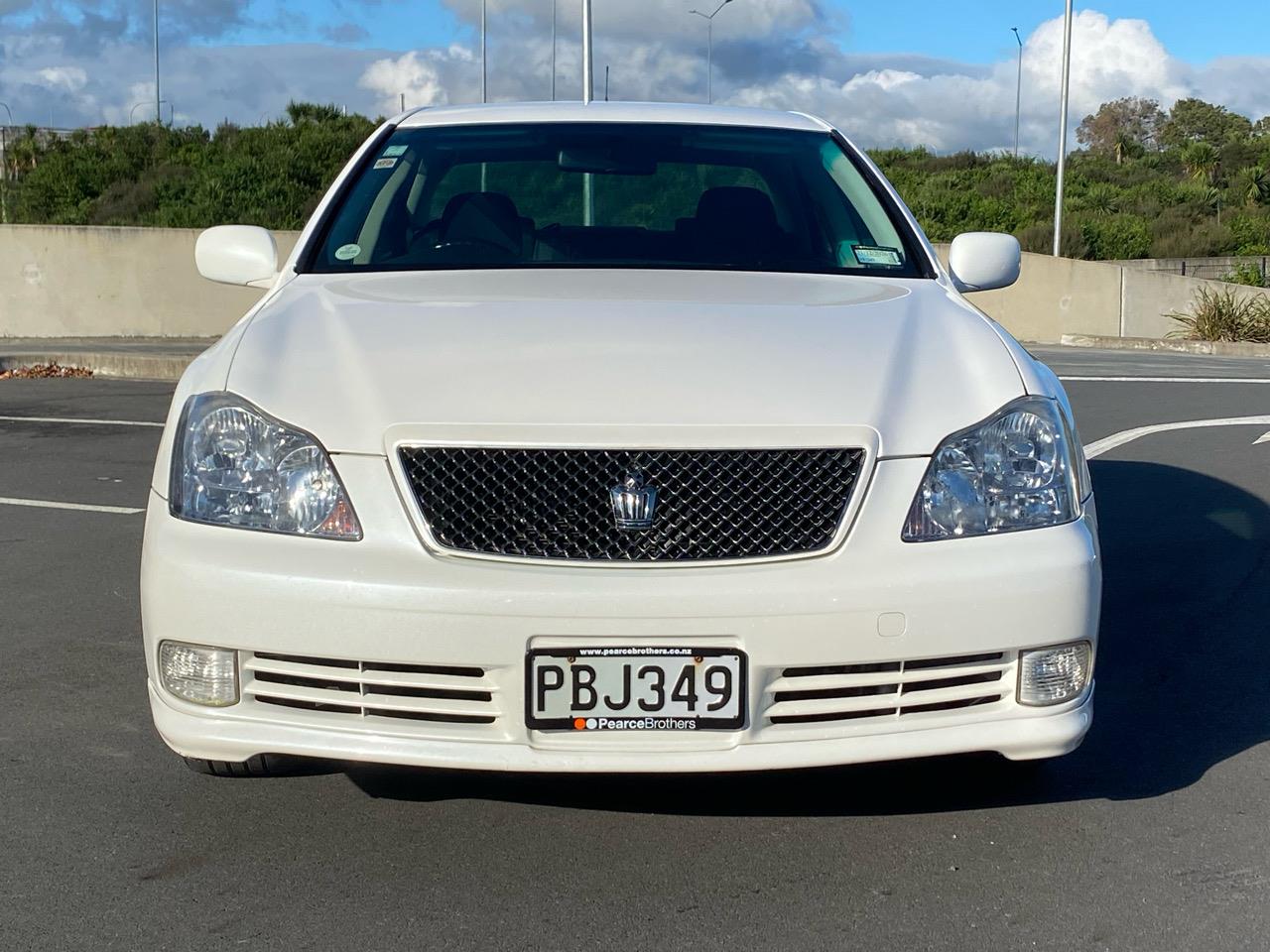 2005 Toyota Crown