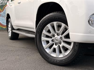 2017 Toyota Land Cruiser Prado - Thumbnail