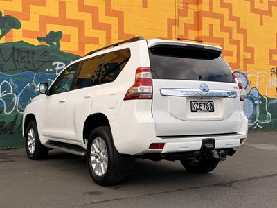 2017 Toyota Land Cruiser Prado - Thumbnail