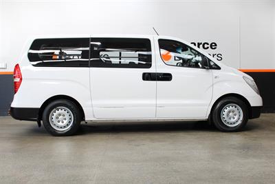 2012 Hyundai Iload - Thumbnail