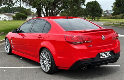 2015 Holden Commodore - Thumbnail