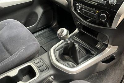 2016 Nissan Navara - Thumbnail