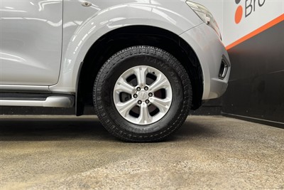 2016 Nissan Navara - Thumbnail