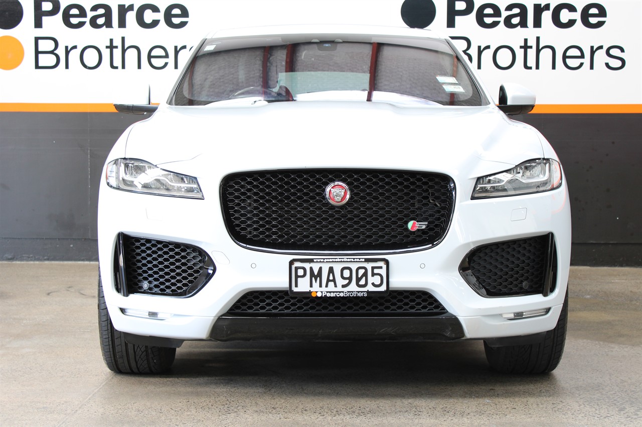 2016 Jaguar F-Pace