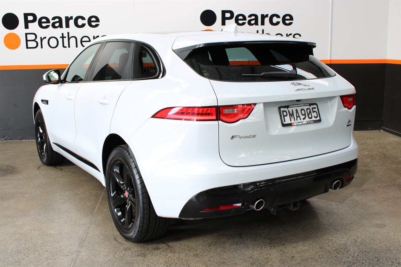 2016 Jaguar F-Pace