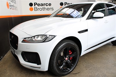 2016 Jaguar F-Pace - Thumbnail
