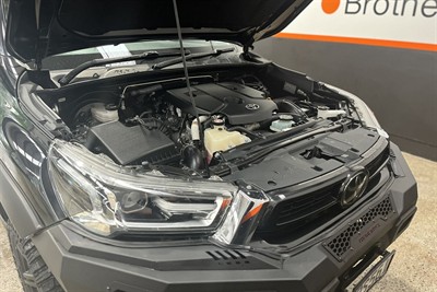 2022 Toyota Hilux - Thumbnail