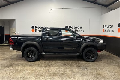 2022 Toyota Hilux - Thumbnail
