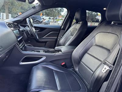 2019 Jaguar F-Pace - Thumbnail