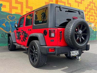 2013 Jeep WRANGLER - Thumbnail