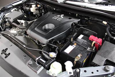 2019 Mitsubishi Triton - Thumbnail