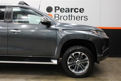 2019 Mitsubishi Triton - Thumbnail