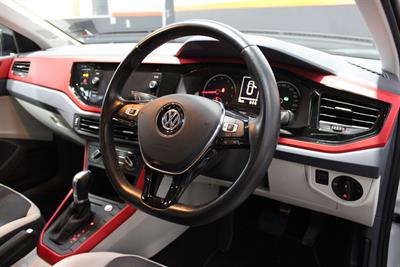 2019 Volkswagen POLO - Thumbnail