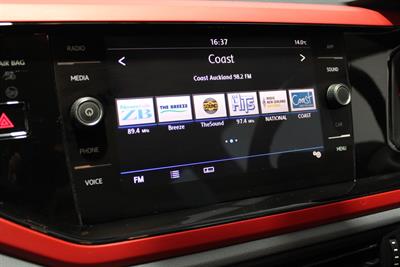 2019 Volkswagen POLO - Thumbnail