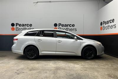 2012 Toyota AVENSIS - Thumbnail