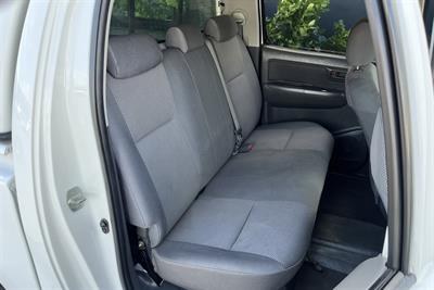 2015 Toyota Hilux - Thumbnail
