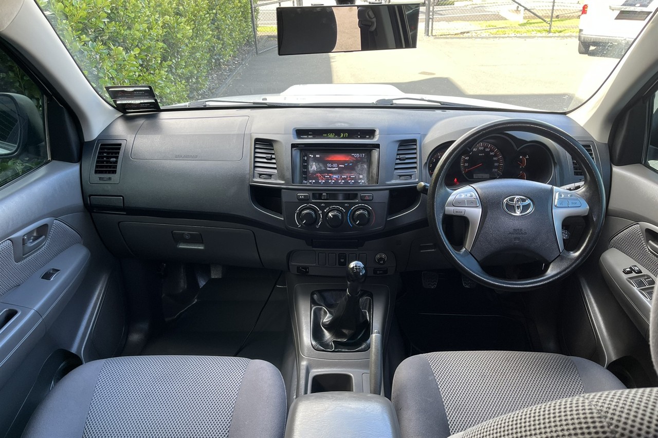 2015 Toyota Hilux