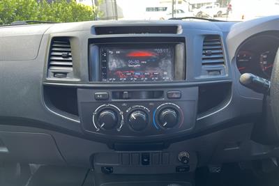 2015 Toyota Hilux - Thumbnail