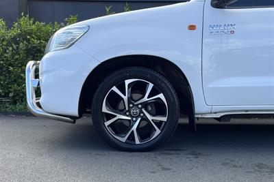 2015 Toyota Hilux - Thumbnail
