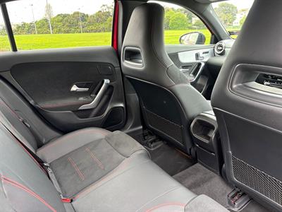 2020 Mercedes-Benz A 180 - Thumbnail