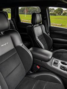 2017 Jeep GRAND CHEROKEE - Thumbnail