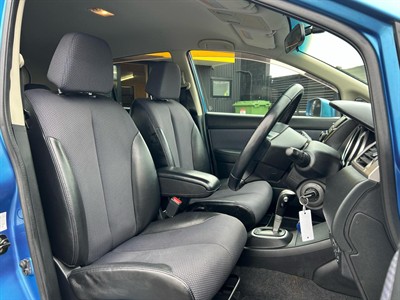 2006 Nissan Tiida - Thumbnail